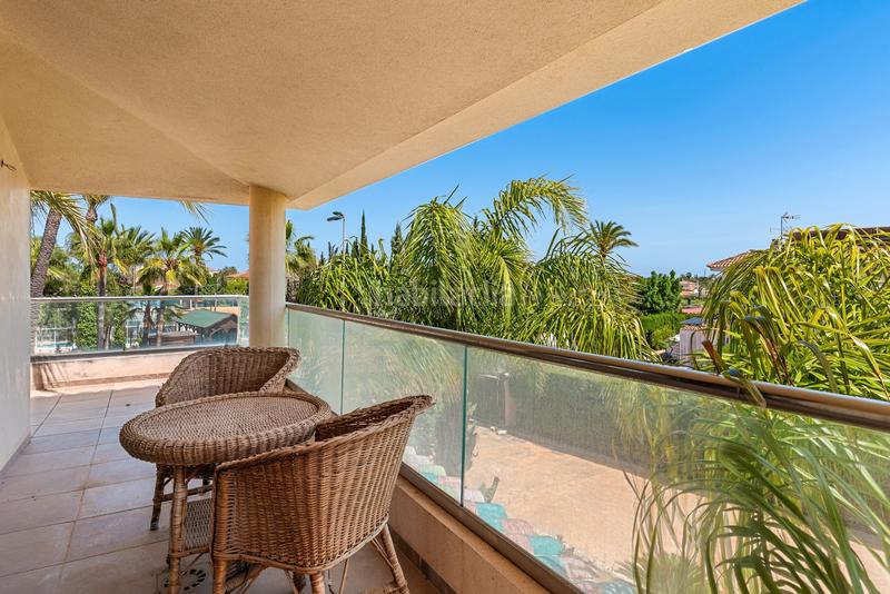 Foto 73acb943-2698-43cf-aed3-6843978b7989. Chalet with parking in Alzabares Elche / Elx