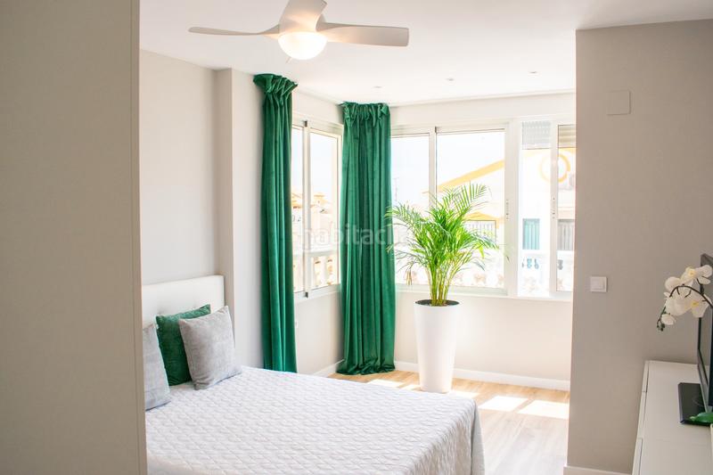 Foto 4849abf2-df53-4019-a704-feae0e8bec37. Casa adossada amb aparcament piscina a Los Balcones y los Altos Orihuela