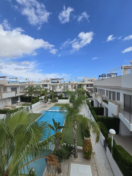 Foto bde70908-6a4a-49c8-aead-7420c2b751e4. Casa amb calefacció aparcament piscina a Lo Marabú Rojales