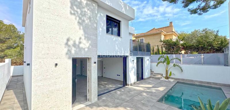 Foto cf2a5e11-da43-42dd-ac58-e1e783f47dea. Maison avec parking piscine dans Los Balcones-Los Altos Torrevieja