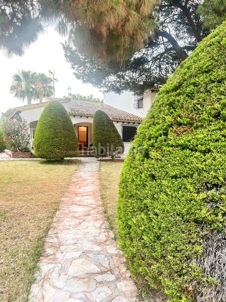 Foto 7b33baa4-4b16-444f-ac32-f4f278ddbe28. Chalet presentamos una maravillosanbspvilla independiente situada en una de las zonas más exclusivas de Punta Prima, a solo 6 minutos and en Orihuela