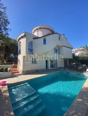 Foto 99f7a3db-e5ac-4643-a789-bfaacc9f2e39. Casa amb aparcament piscina a Playa Flamenca Orihuela