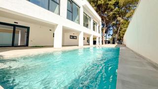 Casa en Los Balcones-Los Altos. Descubra esta villanbsp, una joya arquitectónica llave en mano s