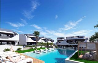Maison à San Miguel de Salinas. Descubra el equilibrio perfecto entre diseño, confort y estilo m