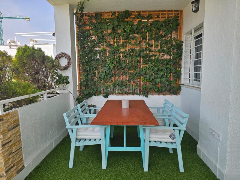 Foto a0411624-bb2c-4e1e-a4bd-3d3e4397db7f. Apartamento descubra este exclusivo apartamento de lujo en punta prima, una de las zonas más codiciadas de la costa blanca, donde el sol brill en Orihuela