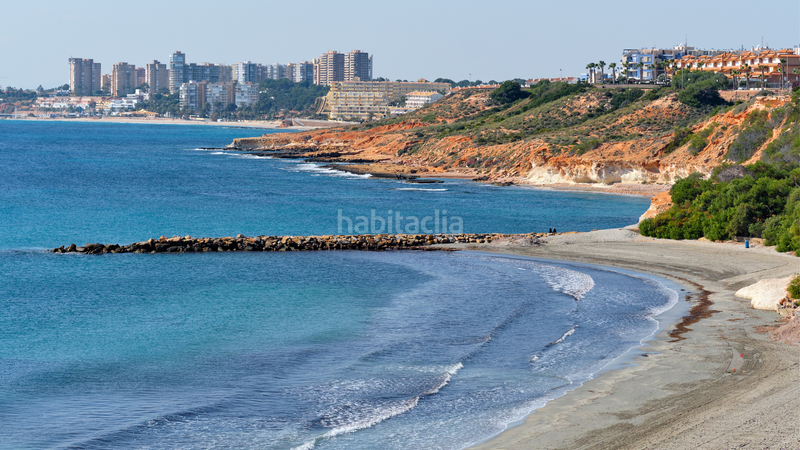 Foto c88b3a86-c981-445e-949e-97b0028f29e6. Apartamento descubra este exclusivo apartamento de lujo en punta prima, una de las zonas más codiciadas de la costa blanca, donde el sol brill en Orihuela