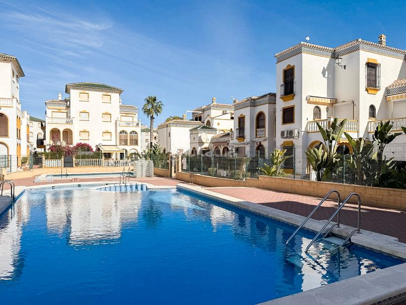 Foto f9e7f15b-d47b-4dee-98ae-7e99ff9989af. Penthouse with pool in Cañada del Molino Torrevieja
