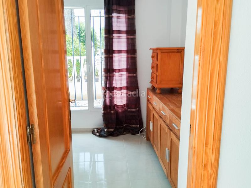 Foto 1b14ac22-a631-4cc4-8e8a-5d8087dbed25. Casa a schiera con piscina in Zona Carrefour - Urbanizaciones Torrevieja