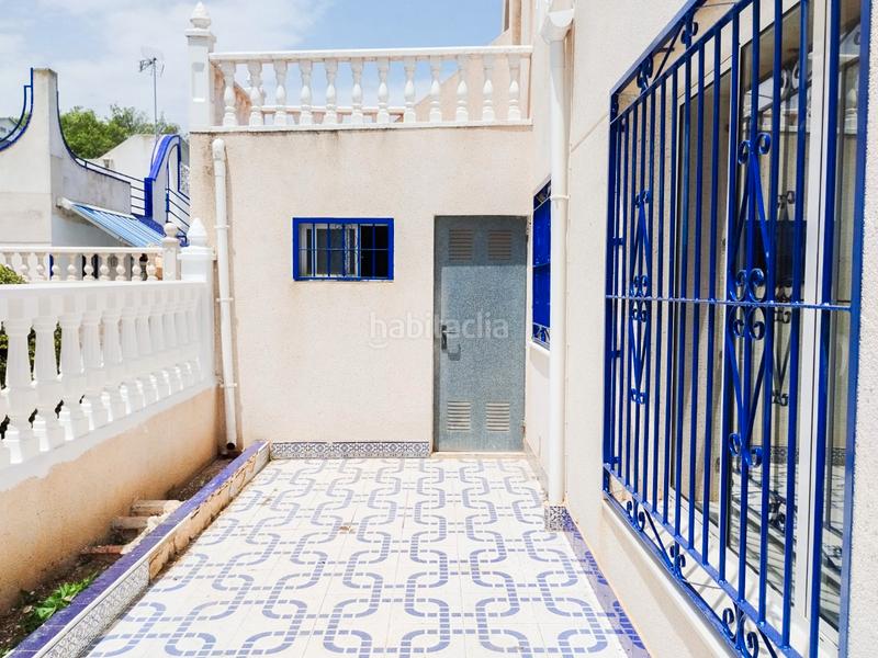 Foto 6530a94d-8999-489e-b949-573ed6b62990. Casa a schiera con piscina in Zona Carrefour - Urbanizaciones Torrevieja