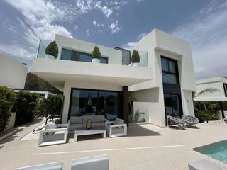 Casa a Varadero. Descubre esta exclusiva villa , una opción ideal para vivir todo