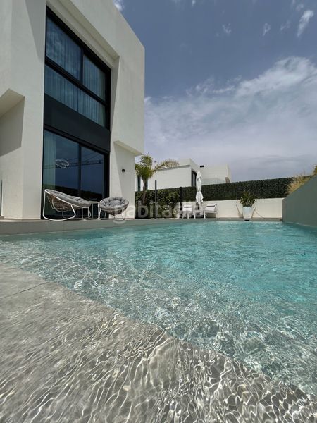 Foto 5d0f9dd2-c60a-4269-b194-d6227e40d1c2. Casa amb aparcament piscina a Varadero Nucia (la)