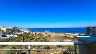 Attique à Zona Playa del Cura. Descubre un refugio de lujo en pleno corazón de la costa alicant