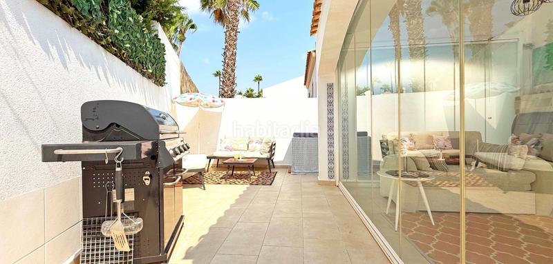 Foto 038a34db-3fcf-4cc9-9be9-d8f164e1b009. Casa descubra esta magnifica villa reformada en villamartin, donde la modernidad y la comodidad se fusionan en cada detalle. la propied en Orihuela