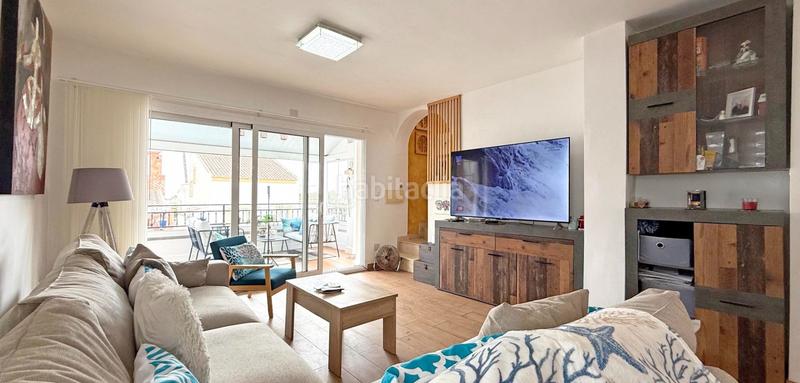 Foto 494062cf-6f12-4c00-971e-25bfd9987e01. Casa descubra esta magnifica villa reformada en villamartin, donde la modernidad y la comodidad se fusionan en cada detalle. la propied en Orihuela