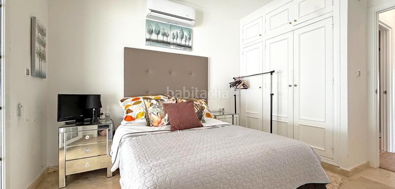 Foto 4eb68c41-f3f9-4015-b0ca-291e63ac2661. Casa descubra esta magnifica villa reformada en villamartin, donde la modernidad y la comodidad se fusionan en cada detalle. la propied en Orihuela