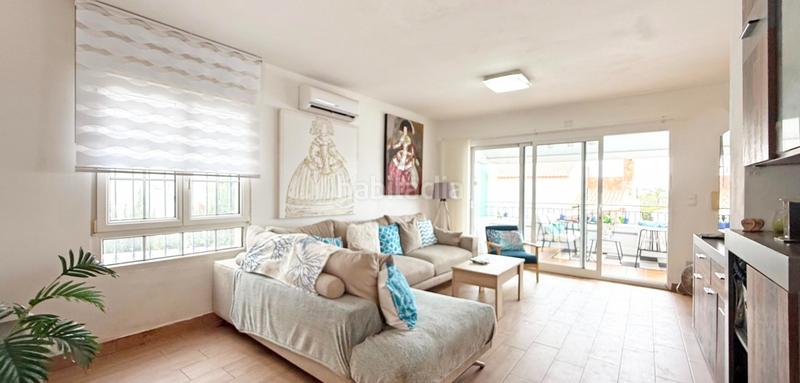 Foto 688006d2-af0f-4f27-ae61-f3179f17e0d7. Casa descubra esta magnifica villa reformada en villamartin, donde la modernidad y la comodidad se fusionan en cada detalle. la propied en Orihuela