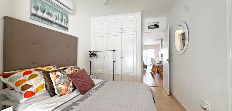 Foto a83ab39e-de42-48d6-9f1f-3a1c732f30a6. Casa descubra esta magnifica villa reformada en villamartin, donde la modernidad y la comodidad se fusionan en cada detalle. la propied en Orihuela