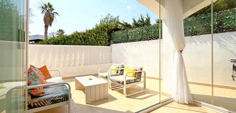 Foto b95d64c7-3804-47ac-8b91-3e5374f3cdaf. Casa descubra esta magnifica villa reformada en villamartin, donde la modernidad y la comodidad se fusionan en cada detalle. la propied en Orihuela
