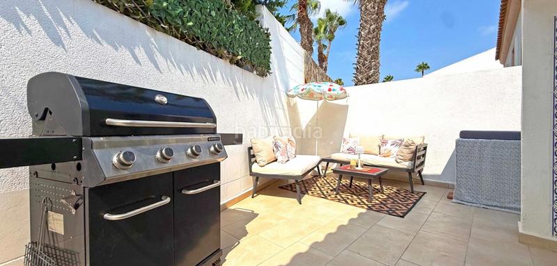 Foto f300735e-e141-4aef-8927-a780bb8b5cbc. Casa descubra esta magnifica villa reformada en villamartin, donde la modernidad y la comodidad se fusionan en cada detalle. la propied en Orihuela