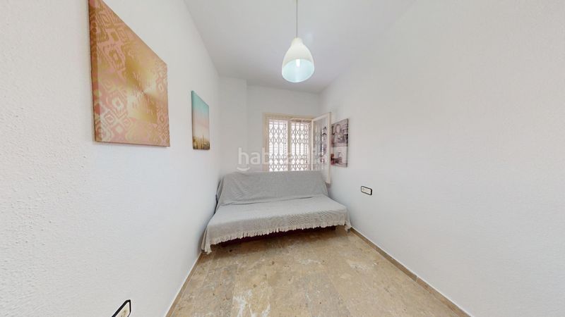 Foto 4b44c120-d7c0-4c7d-b7d6-0b96de1b9cf7. Apartamento a solonbsp10 metros del reluciente mar, este acogedor apartamento ennbspplaya lisanbspes una oportunidad única de disfrutar del me en Santa Pola