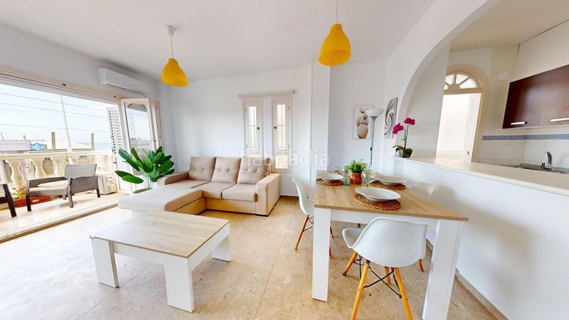 Foto a7176914-d533-44e0-a954-7cdeda2dd2c7. Apartamento a solonbsp10 metros del reluciente mar, este acogedor apartamento ennbspplaya lisanbspes una oportunidad única de disfrutar del me en Santa Pola