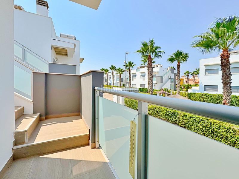 Foto f3444725-0b4b-48a5-ac6d-537ad32e6ed6. Apartamento presentamos este exclusivo apartamento de reciente construcción en una prestigiosa zona residencial , junto a los altos en torrevi en Torrevieja