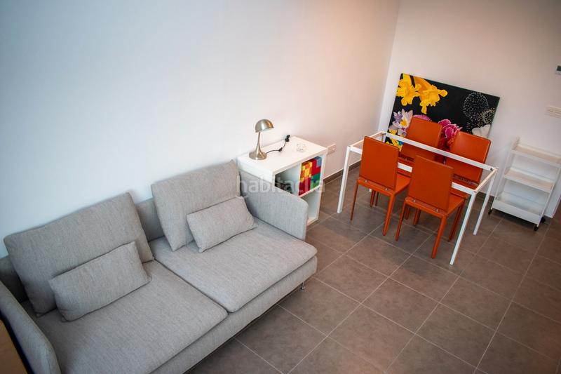 Foto 13361885-3843-4014-a354-f60d35a6f529. Casa adosada presentamos este chalet adosado de obra nueva a estrenar en 2025, una vivienda diseñada para ofrecer el máximo confort en la costa en Santa Pola