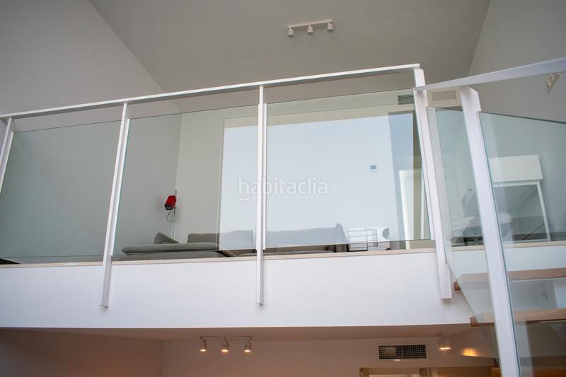 Foto e55f76ea-dd01-4e85-8cbb-26b17c61ae09. Casa adosada presentamos este chalet adosado de obra nueva a estrenar en 2025, una vivienda diseñada para ofrecer el máximo confort en la costa en Santa Pola
