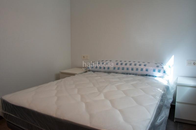 Foto ec35e4ef-482d-4dd5-91e1-1cb069716855. Casa adosada presentamos este chalet adosado de obra nueva a estrenar en 2025, una vivienda diseñada para ofrecer el máximo confort en la costa en Santa Pola