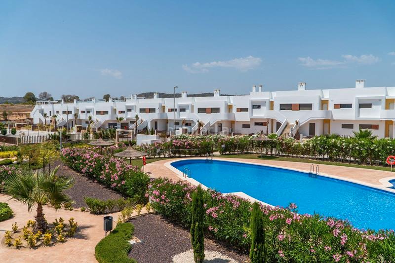 Foto 3fd7a41a-173f-498c-b42a-83005f309662. Casa adosada le presentamos una magnífica oportunidad de adquirir ennbspresidencial de 4 exclusivos adosados en vistabella golf, costa en Orihuela