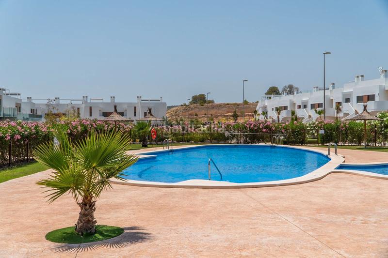 Foto 7e64cede-ea40-4de7-8aba-b5a56e3c1705. Casa adosada le presentamos una magnífica oportunidad de adquirir ennbspresidencial de 4 exclusivos adosados en vistabella golf, costa en Orihuela