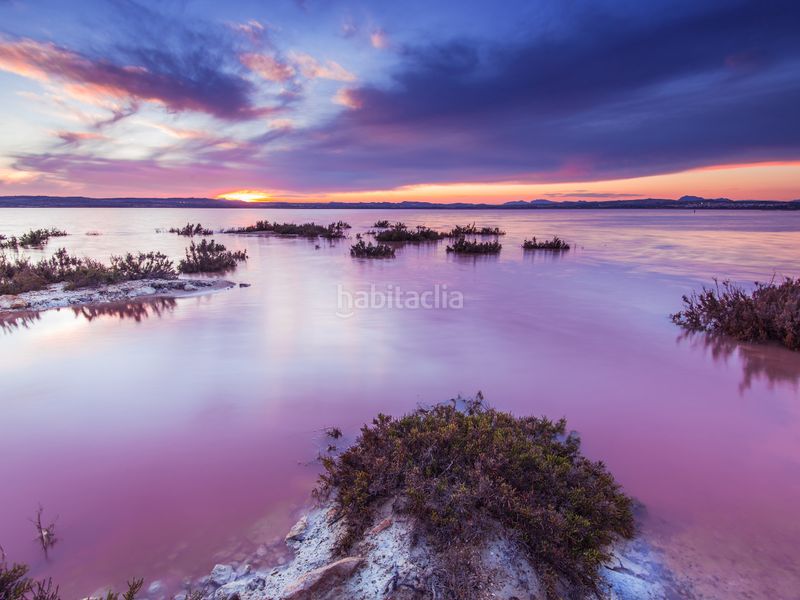 Foto 1c61d297-fa8e-4708-ae8f-f4ba526f3ce0. Àtic amb aparcament a Centro - Muelle Pesquero Torrevieja