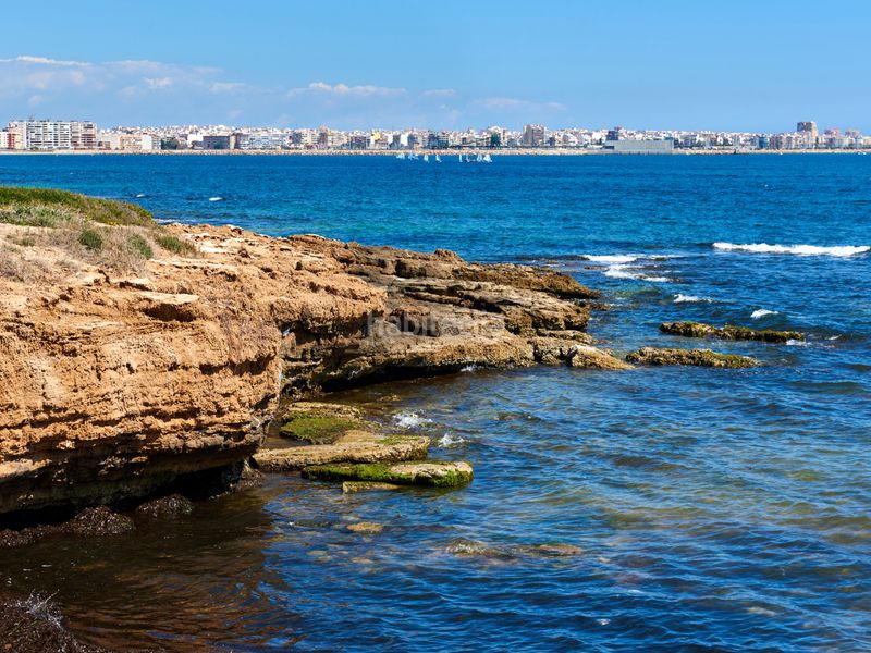 Foto 72f726e3-4b2c-4a3a-b680-a6553fbf19e4. Àtic amb aparcament a Centro - Muelle Pesquero Torrevieja