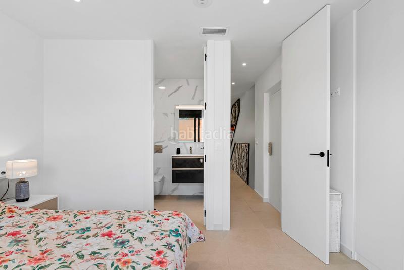 Foto c60dc61f-ec7f-49f7-a906-fd2f5c8d80ea. Xalet a Los Secanos Guardamar del Segura