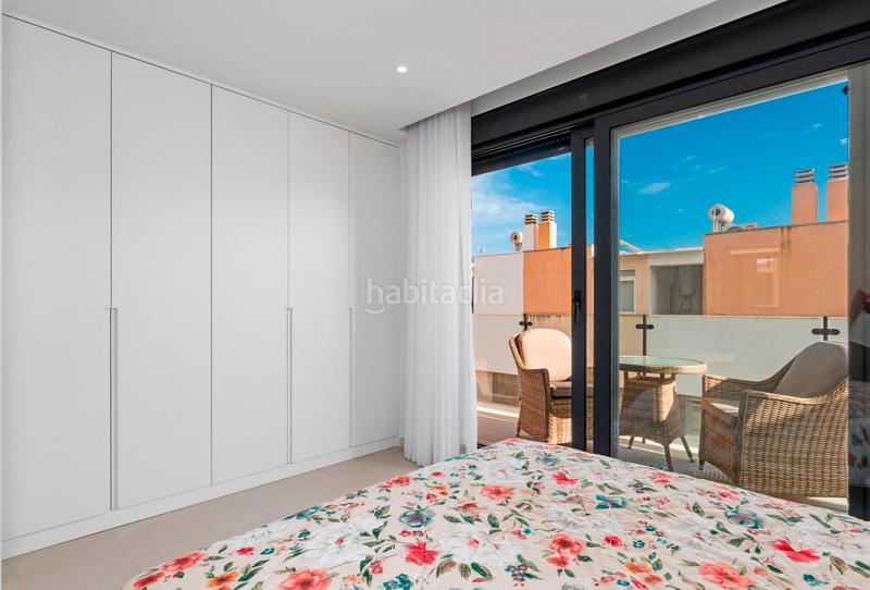 Foto fdb75bfb-a018-480c-87cc-36a903f119d2. Xalet a Los Secanos Guardamar del Segura