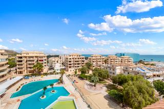 Rez-de-chaussée à El Moncayo - El Pòrtic. Descubra este elegante apartamento en planta baja de 82 m situad