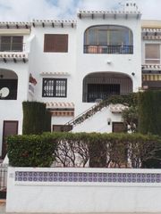 Casa a Cabo Roig. Le presentamos este acogedornbspbungalow adosado de 2 habitacion