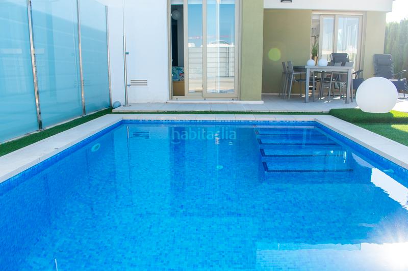 Foto 0c56ee37-b19d-4d6b-9964-3423216d00db. Casa a schiera con parcheggio piscina in Desamparados - Hurchillo - Torremendo Orihuela