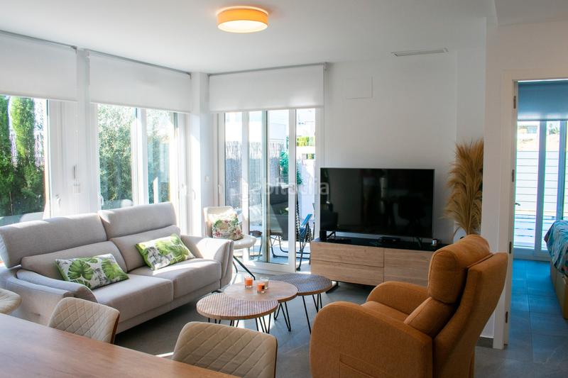 Foto b280b899-c299-4c01-b222-a6706aeea00f. Casa a schiera con parcheggio piscina in Desamparados - Hurchillo - Torremendo Orihuela