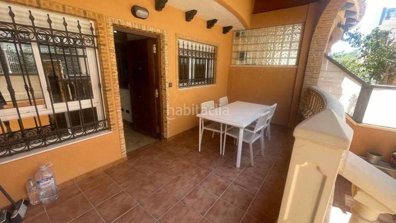 Foto 0147e904-bef6-4ea1-82cc-5ea2003b35b1. Casa adossada amb aparcament piscina a El Edén Guardamar del Segura