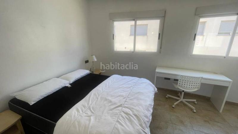 Foto c6f95fe9-f691-4f63-a8c1-2ab82eea6c5d. Casa adossada amb aparcament piscina a El Edén Guardamar del Segura