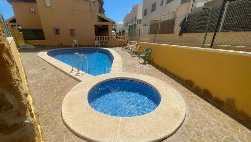 Foto e7266319-e705-472b-88ff-e5fe6d17f1ef. Casa adossada amb aparcament piscina a El Edén Guardamar del Segura