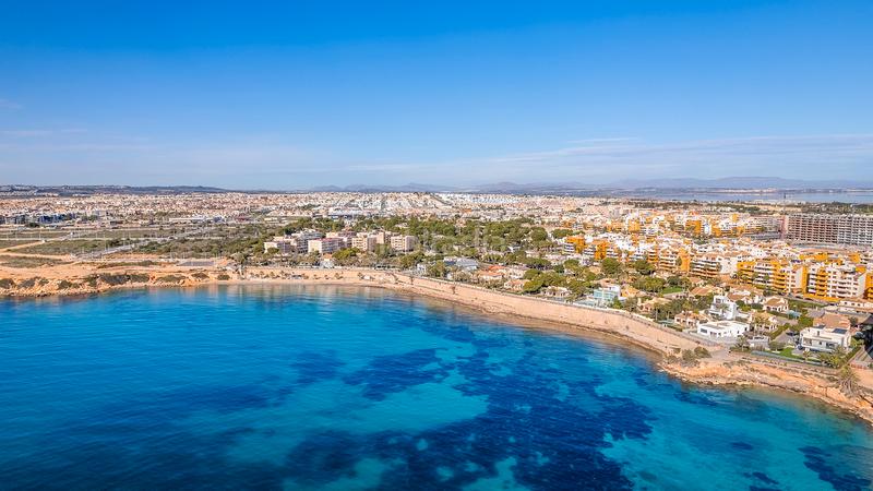 Foto eeae30f6-cb33-4708-a235-b7003560907f. Piccolo appartamento con parcheggio piscina in Punta Prima Orihuela