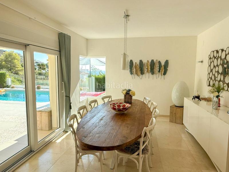 Foto 0ee90c2e-198d-4a51-9c84-fe0aef002b98. Casa le presentamos una maravillosanbspvilla independiente de lujo , ubicada en la prestigiosa zona de el portet pla del mar en Moraira
