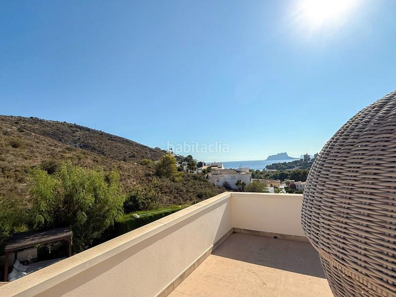 Foto be2c760d-93db-4435-aeef-4137a05445a8. Casa le presentamos una maravillosanbspvilla independiente de lujo , ubicada en la prestigiosa zona de el portet pla del mar en Moraira