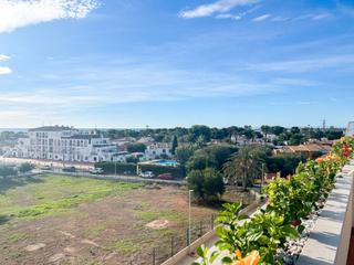 Àtic a Punta Prima. Descubra este fantásticonbspático completamente reformado situad
