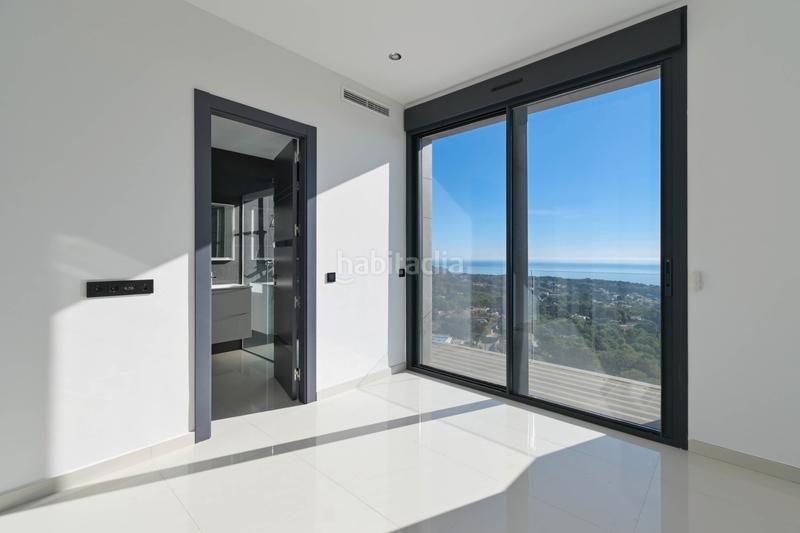 Foto 192ab60d-ff78-4b3a-88af-03733d85da46. Casa con parcheggio piscina in La Fustera Benissa