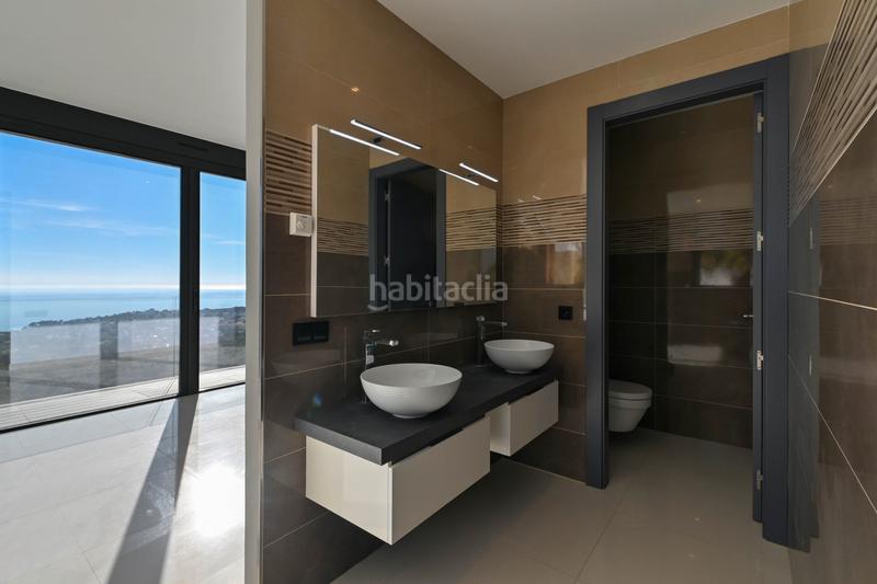 Foto be003519-1ecc-4cd2-8e10-bced717df827. Casa con parcheggio piscina in La Fustera Benissa