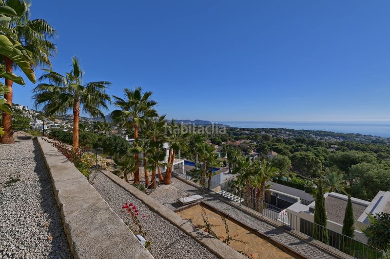 Foto c625cdef-cffe-445a-8e0f-65f53cb02bff. Casa amb aparcament piscina a La Fustera Benissa