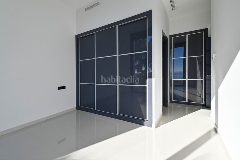 Foto d0e5da6f-c707-46f5-9cc6-0f6e7d9082a0. Casa amb aparcament piscina a La Fustera Benissa